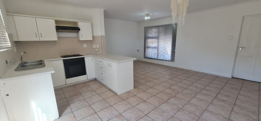 2 Bedroom Property for Sale in Parklands Western Cape